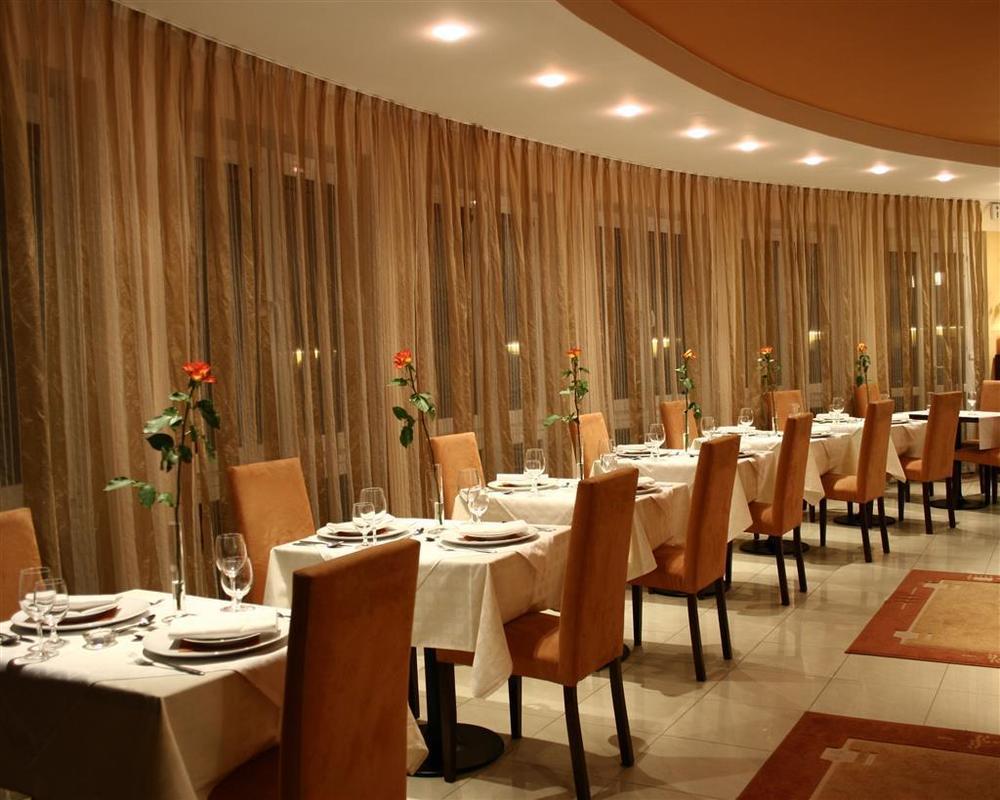 Hotel Antares Pressburg Restaurant foto