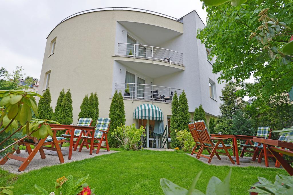 Hotel Antares Pressburg Exterior foto