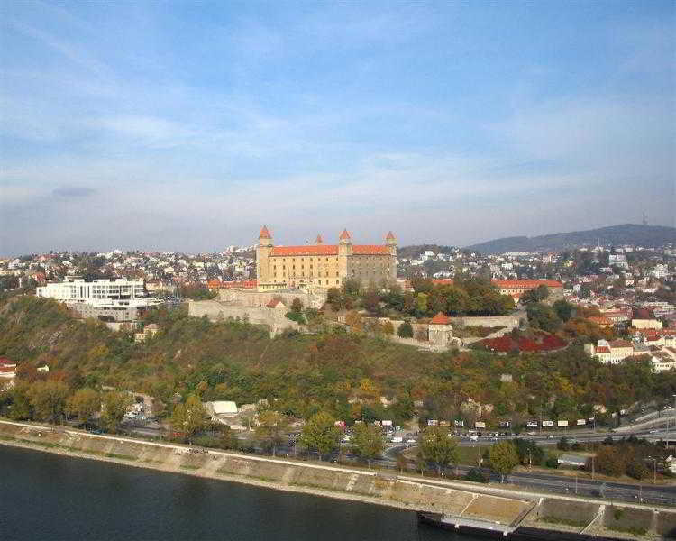 Hotel Antares Pressburg Exterior foto